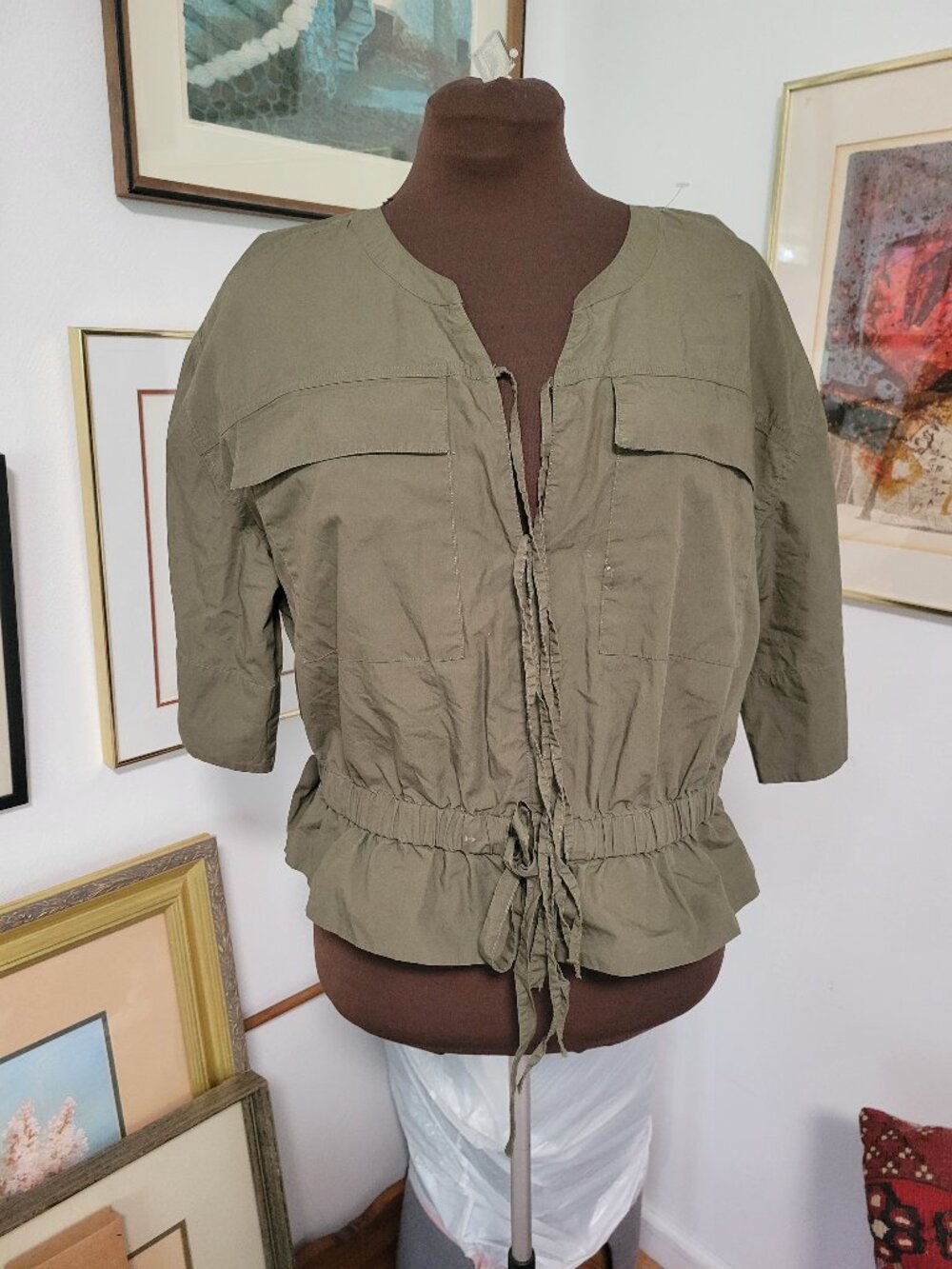 Super Loft Cropped Top with Drawstring Ruffled waist Size L